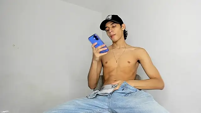 evanscollins online show from 12-21-25, 09:55