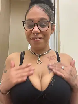 Princess Desirae online show from 04-16-26, 03:18