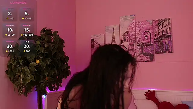 Inari Okami  online show from 11-06-25, 09:05