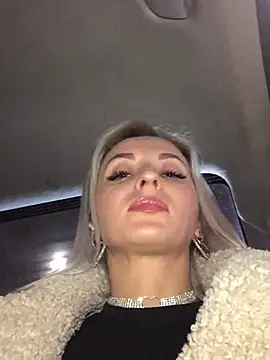 Snapshot of Diamond_Bunny_ chatting on 01-15-25, 02:56 Diamond Bunny  online show from 01-15-25, 02:56