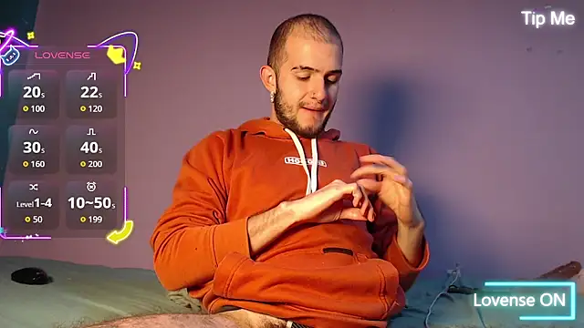 Dante Bear  online show from 10-29-25, 02:14