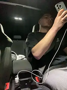 youssef00711 online show from 03-05-25, 08:00