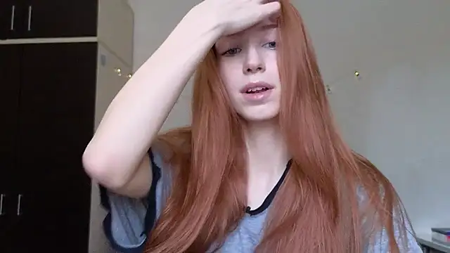 Snapshot of Mary_Av chatting on 02-27-25, 10:48 Mary Av online show from 02-27-25, 10:48