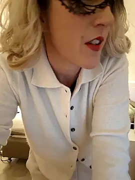 Hexe12346 online show from 12-15-25, 05:39