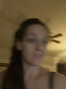 Snapshot of DavinaRay chatting on 02-18-25, 03:53 DavinaRay online show from 02-18-25, 03:53