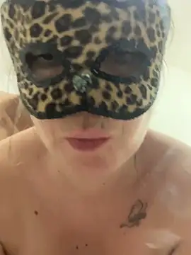 Lyannabuena69 online show from 02-09-25, 04:36