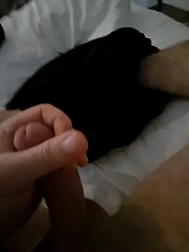 Snapshot of henrylawren6 chatting on 02-12-25, 09:10 henrylawren6 online show from 02-12-25, 09:10