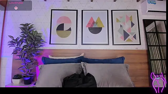 MiaKay1 online show from 02-21-26, 03:40