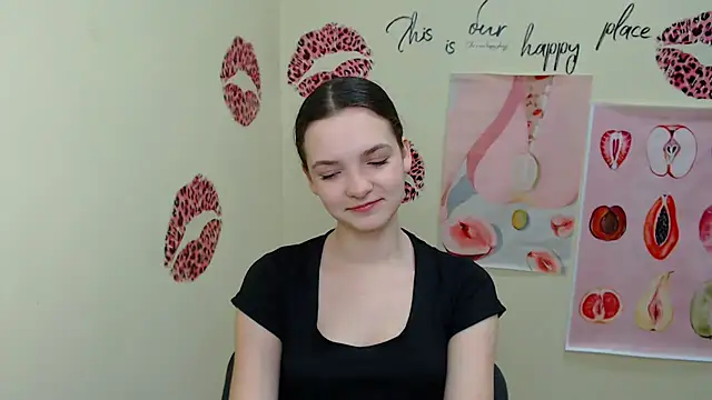  SusieSu  online show from 03-17-25, 12:57