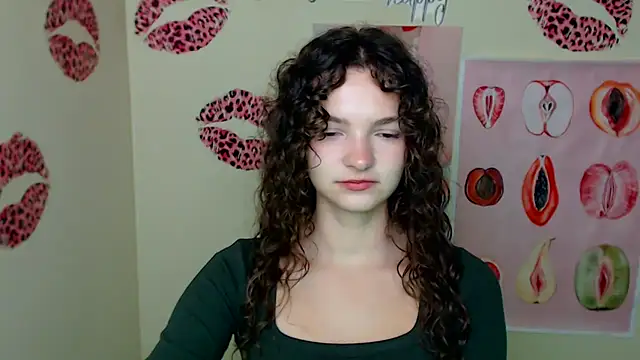  SusieSu  online show from 10-06-25, 06:33