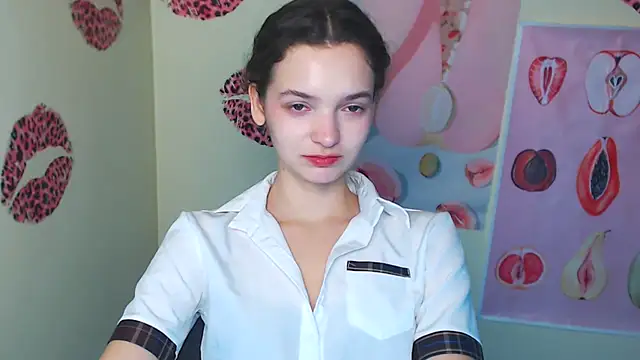  SusieSu  online show from 12-02-25, 01:39