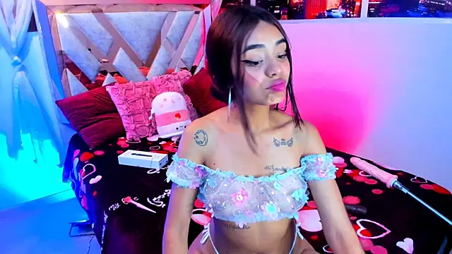 Tiffany sander online show from 02-07-25, 09:16