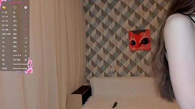 EvaBradley online show from 03-09-25, 03:38