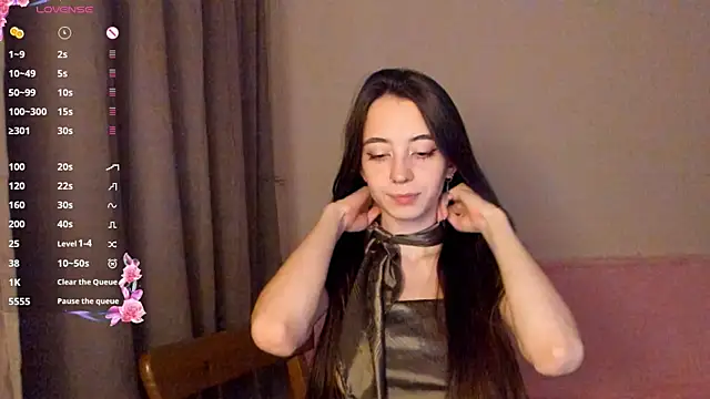 EvaBradley online show from 10-14-25, 06:31