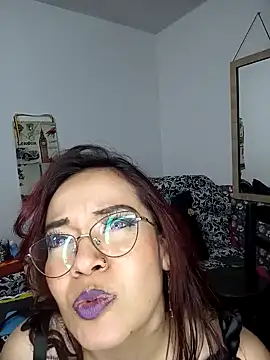 keila j online show from 12-29-24, 02:10
