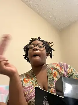 babygirlz online show from 11-23-25, 06:41