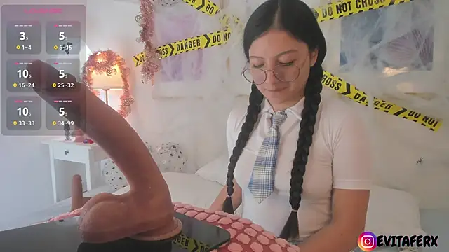 Eva depp online show from 11-01-25, 03:36