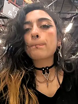 Lila Desiree online show from 12-11-24, 11:54