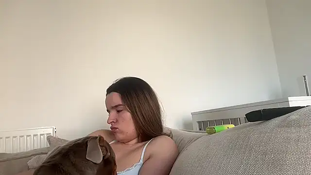 Snapshot of maisiesmithx chatting on 03-11-26, 12:22 maisiesmithx online show from 03-11-26, 12:22