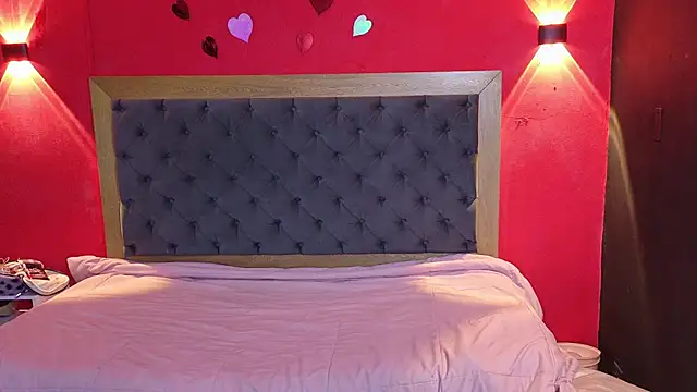 YayaHilton online show from 03-15-26, 03:01