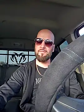 Beardedtattood online show from 01-08-25, 03:28