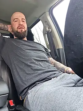 Beardedtattood online show from 01-10-25, 06:49