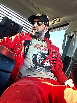 Beardedtattood online show from 10-09-25, 01:09