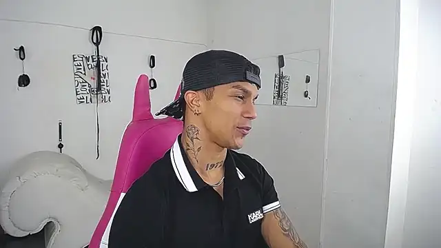 Leonard Price online show from 02-09-26, 02:21