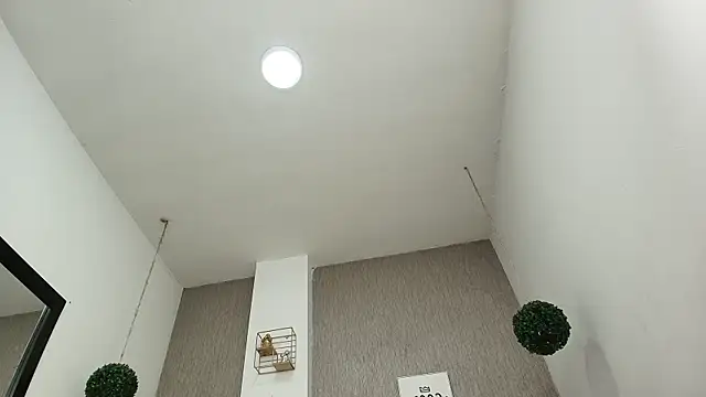 zhamira 21 online show from 01-17-25, 09:39