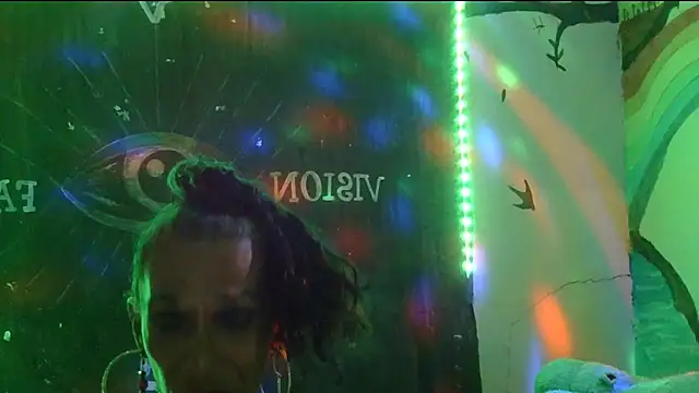 Snapshot of Lobaveterana_sex chatting on 02-02-25, 05:32 Lobaveterana sex online show from 02-02-25, 05:32