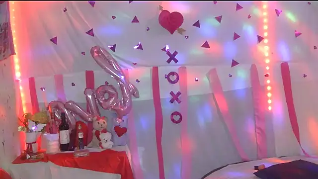 Snapshot of Lobaveterana_sex chatting on 02-15-25, 05:41 Lobaveterana sex online show from 02-15-25, 05:41