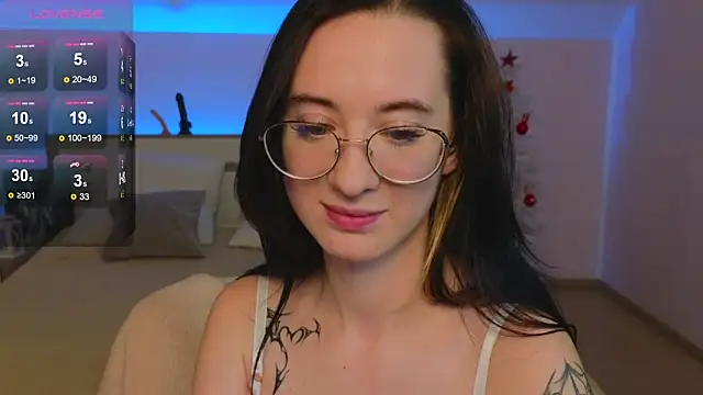 Dark Lola  online show from 12-21-24, 12:59