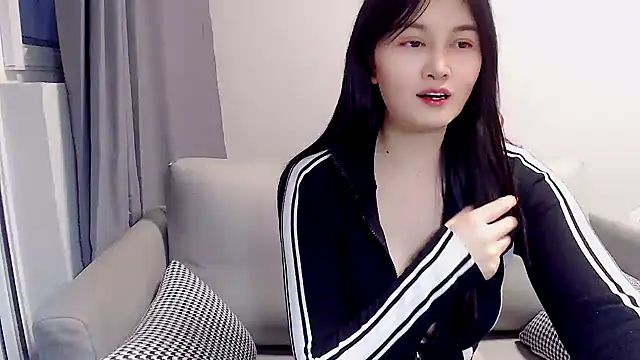Little-sweet online show from 01-31-25, 06:46