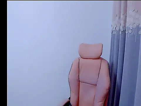 Little-sweet online show from 10-12-25, 01:15