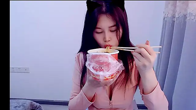 Little-sweet online show from 11-02-25, 01:08