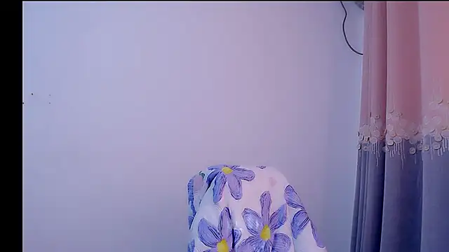 Little-sweet online show from 11-20-25, 01:28