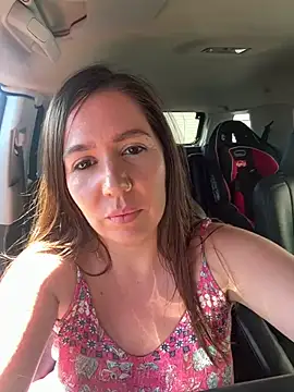 Snapshot of Kiara_zoya chatting on 02-15-25, 08:11 Kiara zoya online show from 02-15-25, 08:11