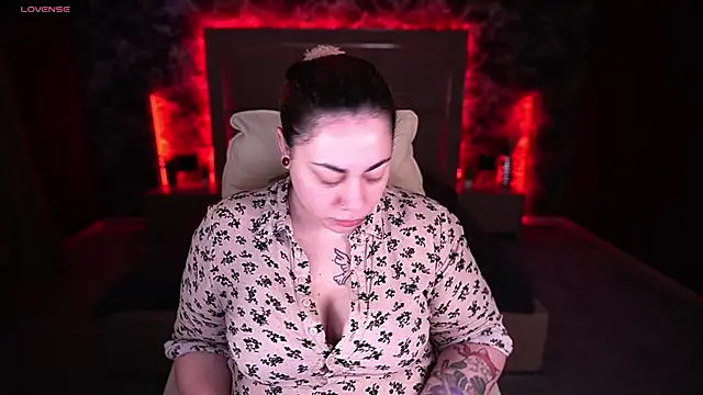 Kittywakee online show from 01-27-25, 07:14