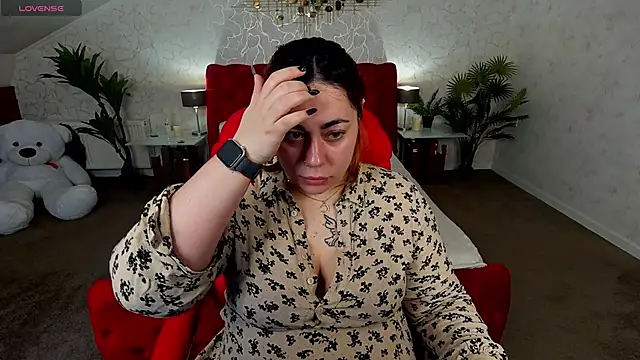 Kittywakee online show from 02-05-25, 07:39