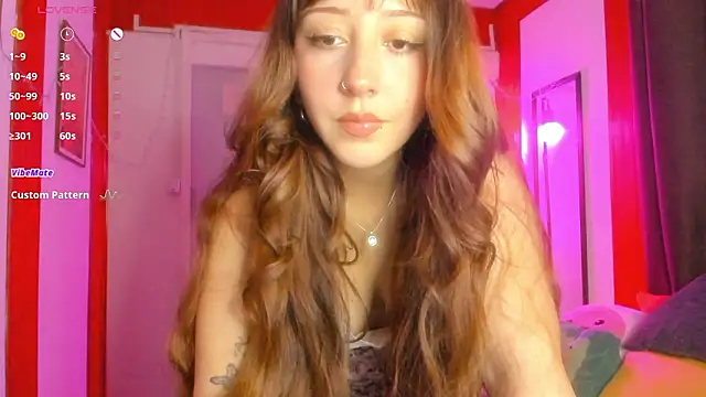 Snapshot of HeyTati chatting on 02-02-26, 12:42 HeyTati online show from 02-02-26, 12:42