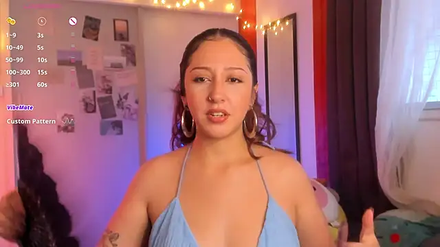 Snapshot of HeyTati chatting on 02-19-26, 09:22 HeyTati online show from 02-19-26, 09:22