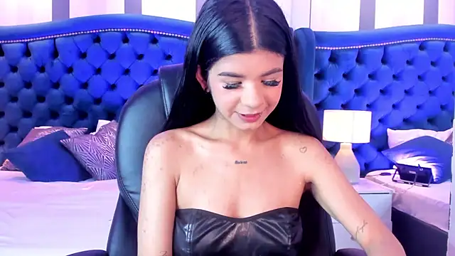 Violet Grace online show from 10-21-25, 04:19