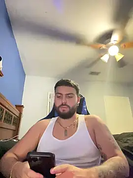 Snapshot of MasterKvn chatting on 01-07-25, 10:54 MasterKvn online show from 01-07-25, 10:54