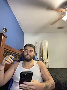 Snapshot of MasterKvn chatting on 01-10-25, 08:26 MasterKvn online show from 01-10-25, 08:26