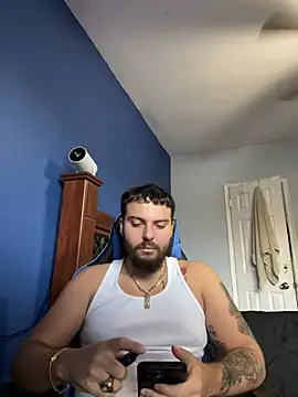 Snapshot of MasterKvn chatting on 01-14-25, 09:41 MasterKvn online show from 01-14-25, 09:41