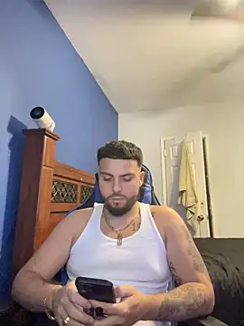 Snapshot of MasterKvn chatting on 01-17-25, 11:27 MasterKvn online show from 01-17-25, 11:27