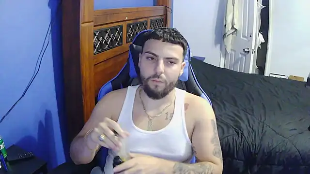 Snapshot of MasterKvn chatting on 01-25-25, 09:04 MasterKvn online show from 01-25-25, 09:04