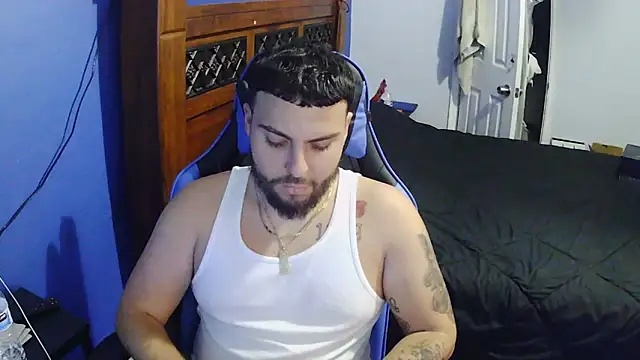 Snapshot of MasterKvn chatting on 01-26-25, 07:21 MasterKvn online show from 01-26-25, 07:21