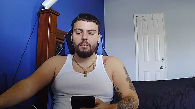 Snapshot of MasterKvn chatting on 02-20-25, 04:36 MasterKvn online show from 02-20-25, 04:36