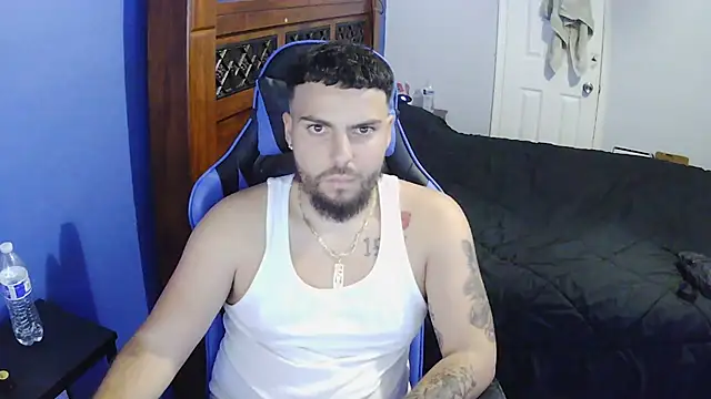 Snapshot of MasterKvn chatting on 02-24-25, 08:49 MasterKvn online show from 02-24-25, 08:49